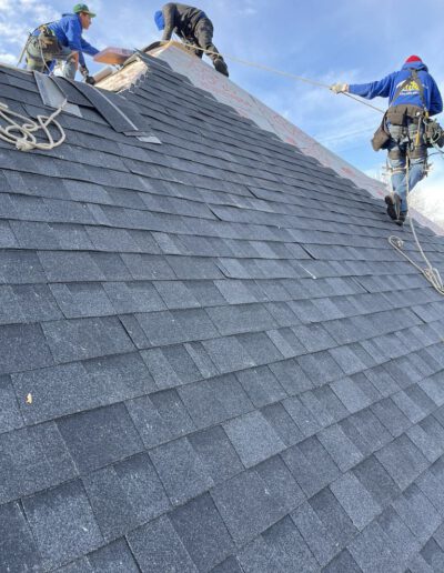 installing new roof in South Lyon, MI